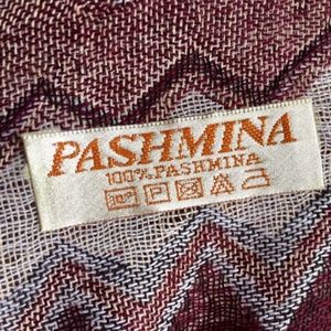 100% Pashmina scarf